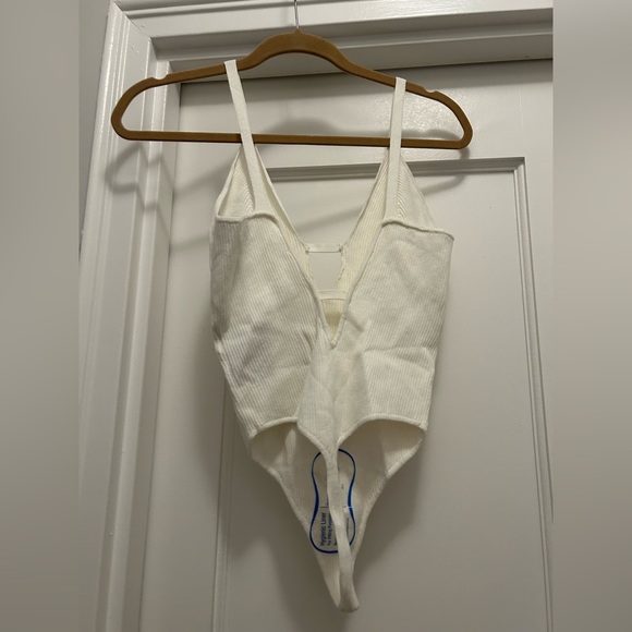 NWT revolve x Michael Costello Cassandra Bodysuit in White Sz S $158 - Picture 3 of 6
